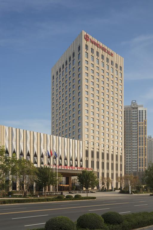 Wanda Realm Chifeng Hotel Exterior photo